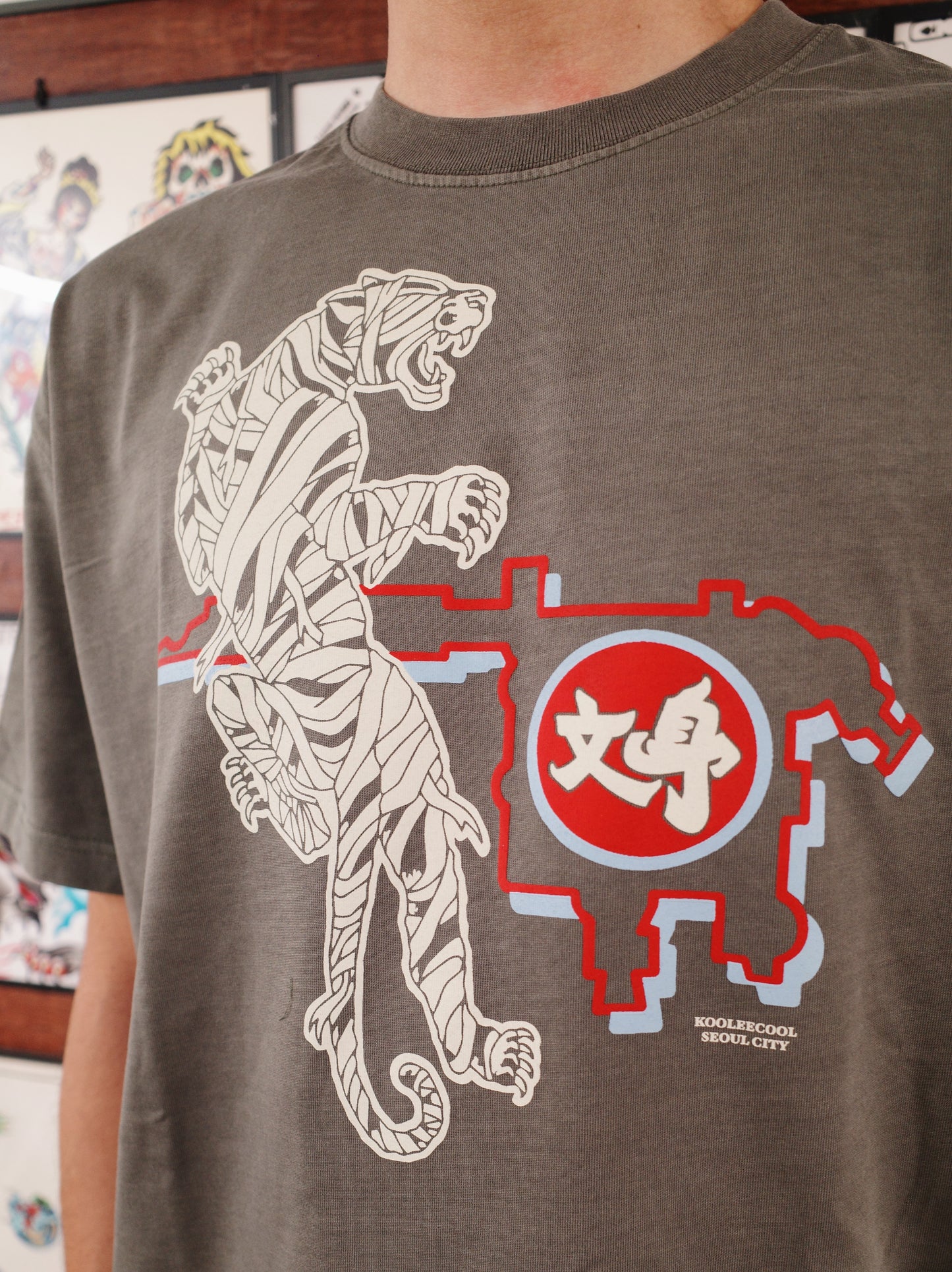 'Bandaged panther' shirts